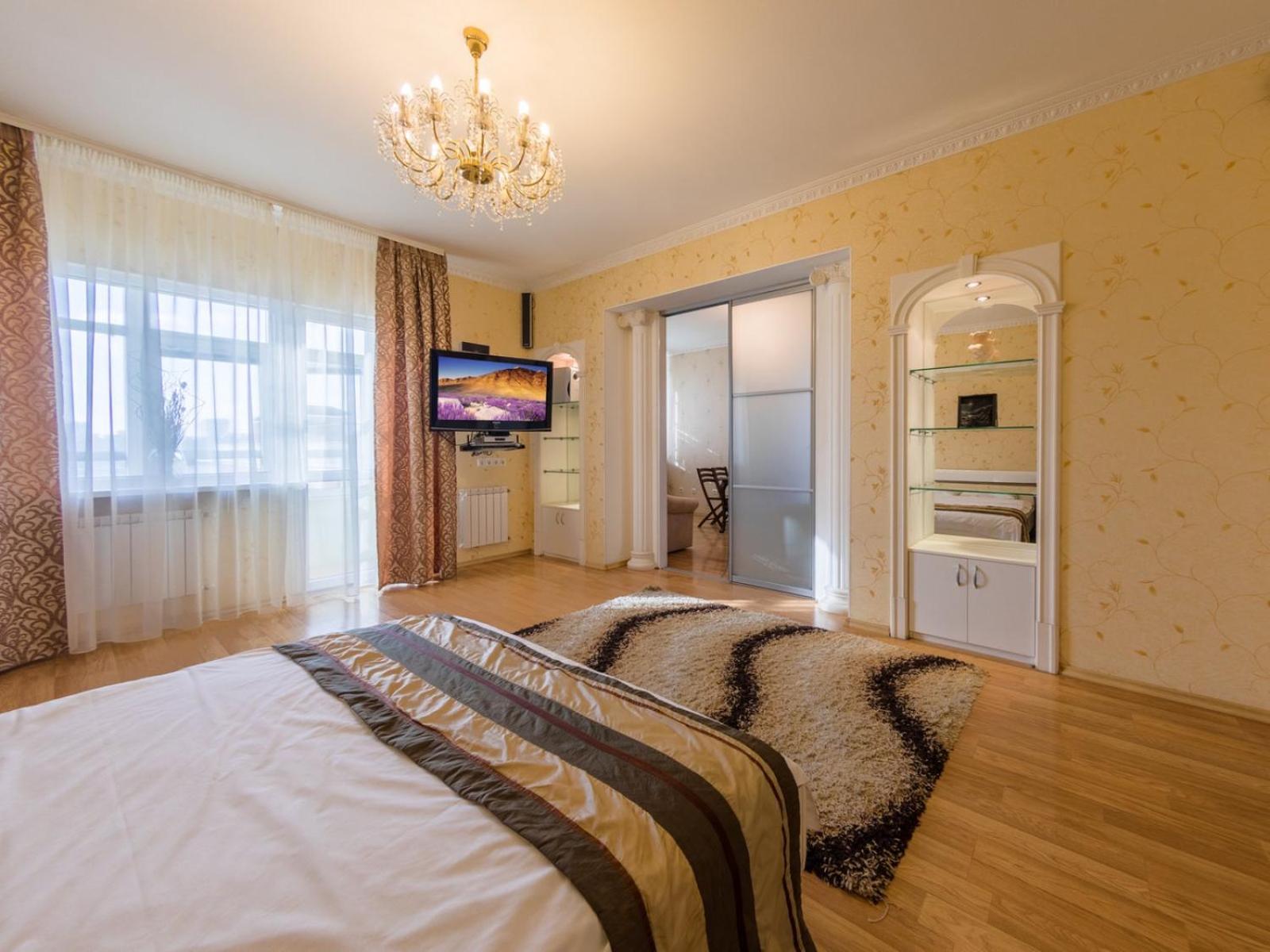 Apartment In The City Center 基輔 客房 照片