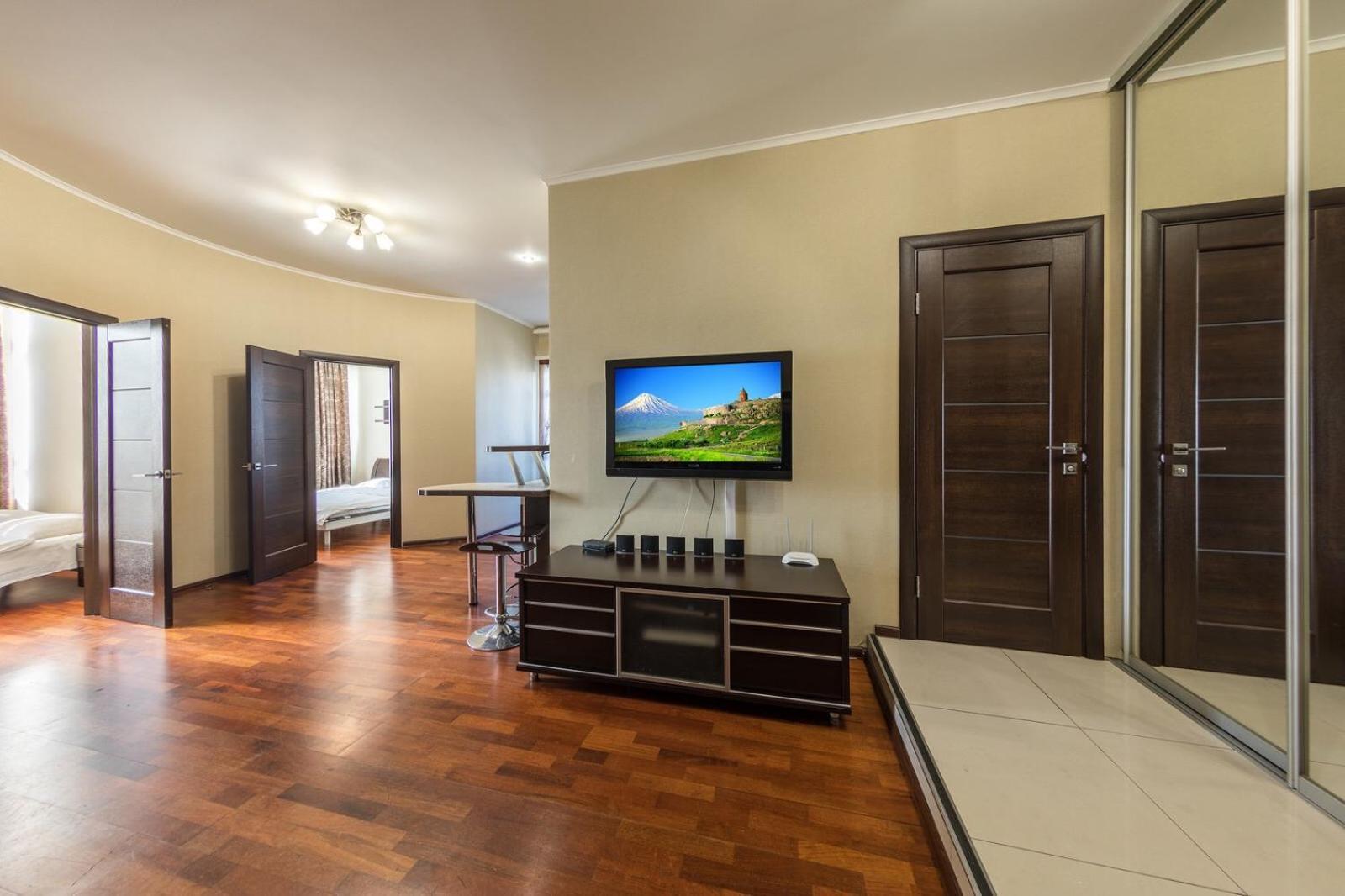 Apartment In The City Center 基輔 客房 照片